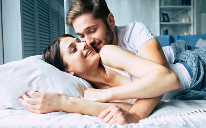 Kích thích theo kiểu vừa mạnh mẽ vừa nhẹ nhàng