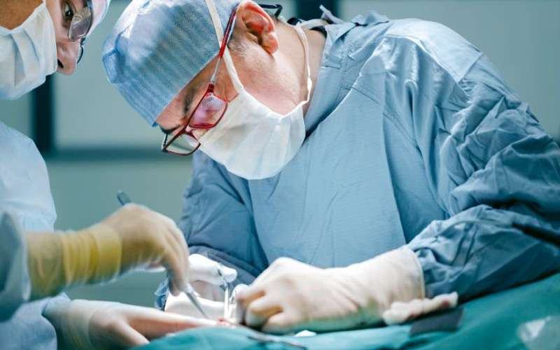 Quy trình phẫu thuật cắt bao quy đầu