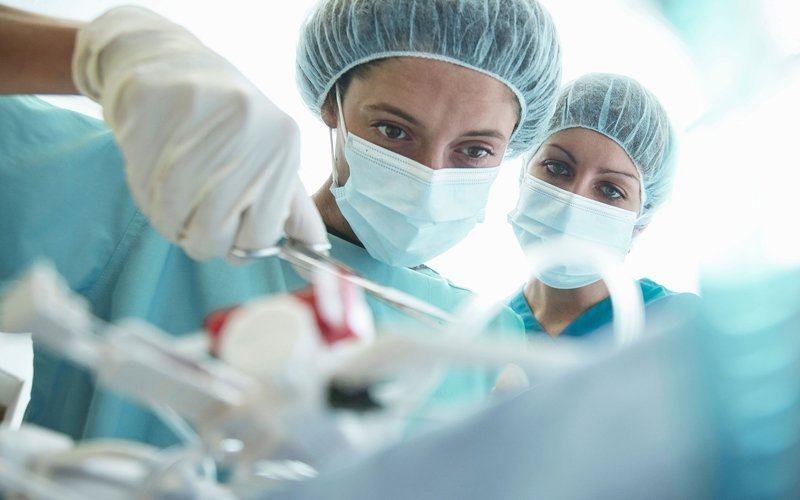 có thể nối lại ống dẫn tinh không