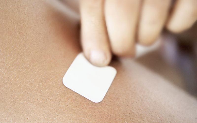 Miếng dán trên da giúp điều trị mãn dục nam