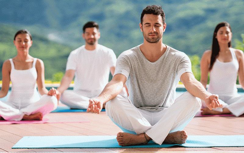Bạn cần xây dựng chế độ ăn uống khoa học và lịch trình sinh hoạt lành mạnh để cơ thể có được trạng thái sức khỏe tốt nhất.