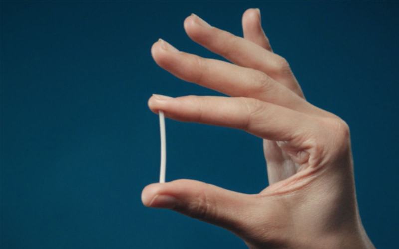 Que cấy tránh thai