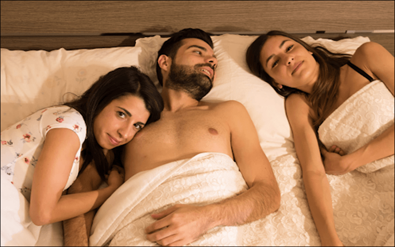 Hậu quả khi quan hệ kiểu three some là gì?