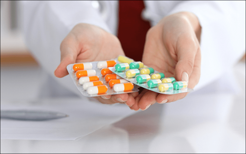 Điều trị bằng thuốc tây