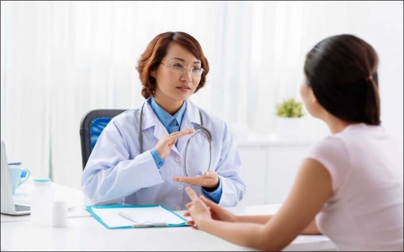 Phẫu thuật thẩm mỹ khắc phục tình trạng môi bé bị lồi