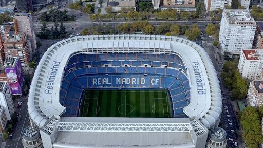 Sân Santiago Bernabéu